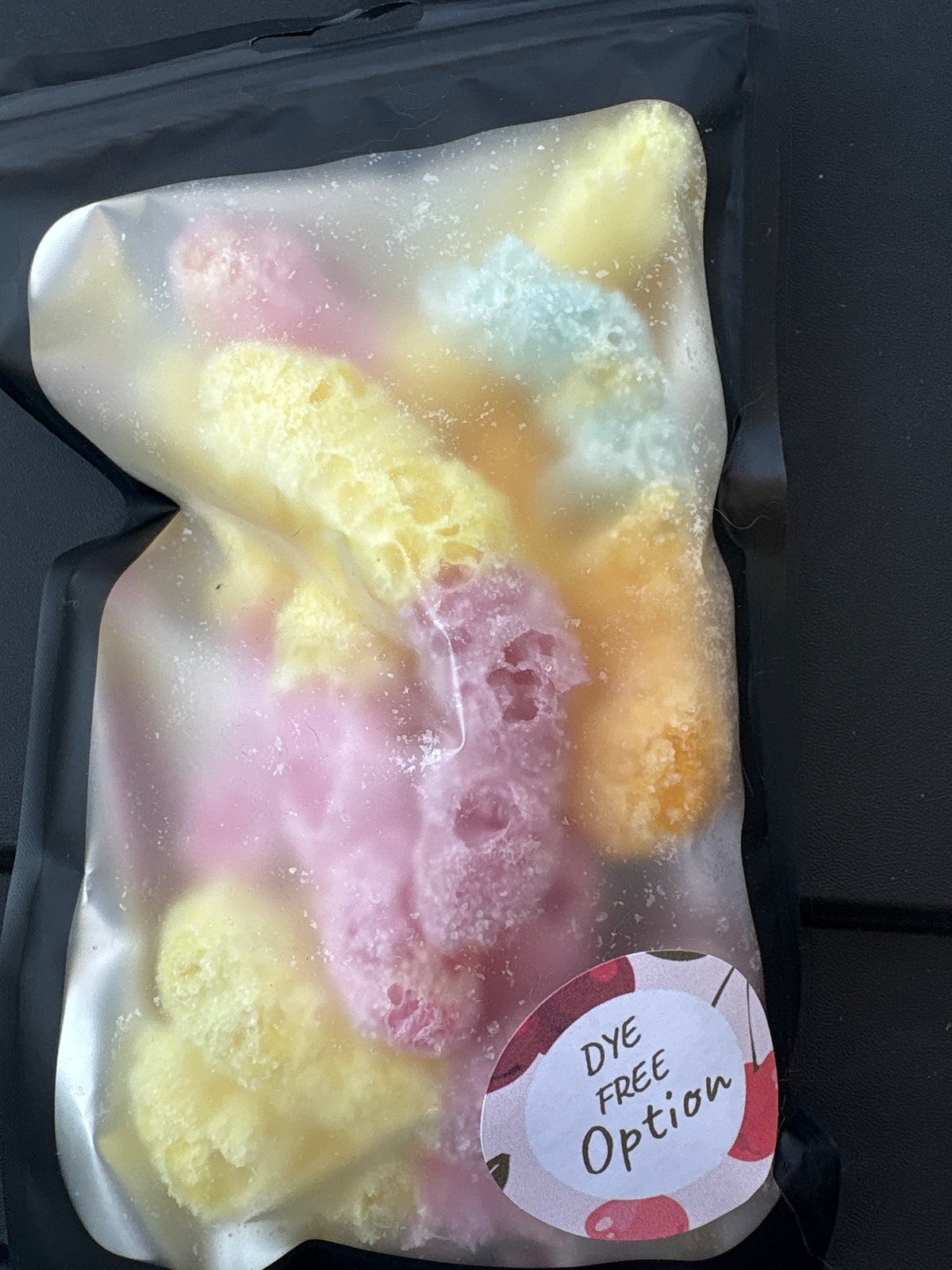 Dye Free freeze dried sour worms
