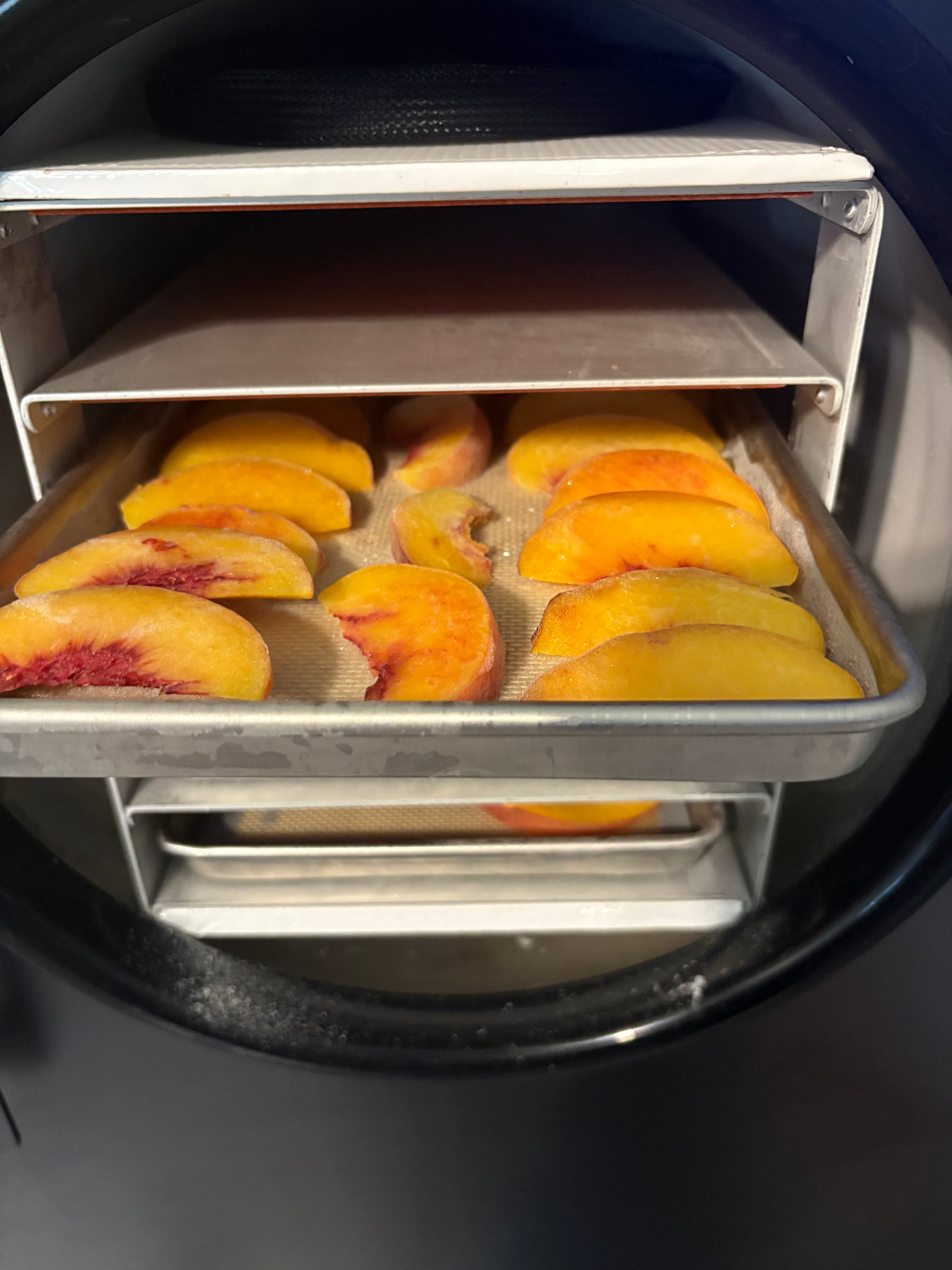 Fresh freeze dried 🍑 peaches